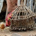 Aethiopien-Konso-Huehnerstall-WWW_01