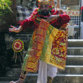 2004-bali-batubulan-barong-www_03