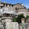 rom-forum-romanum-romulus-tempel-www_01