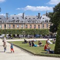 2015-Paris-Hotel-de-Ville-Arsenal-Place-des-Vosges-WWW_02