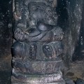 2004-bali-ubud-pura-goa-gajah-www_05