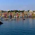 2019-procida-hafen-sancio-cattolico-www_03-1